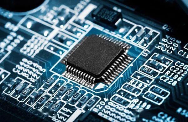 光刻机市场新格局 除了荷兰，还有哪些国家在集成电路产业链中崭露头角？